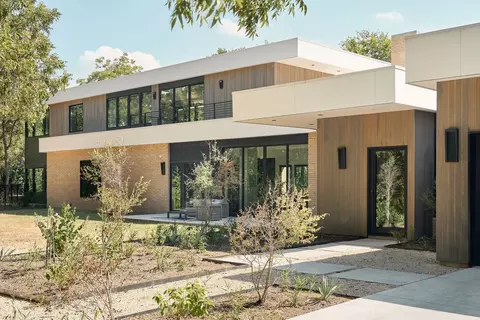 1112 W Annie St, Austin, TX 78704