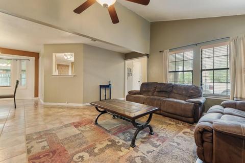 2203 Emerald Isle Dr, Leander, TX 78641 photo 9