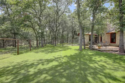 Exterior - 205 Esparada Dr, Georgetown, TX 78628 photo 7 of 9
