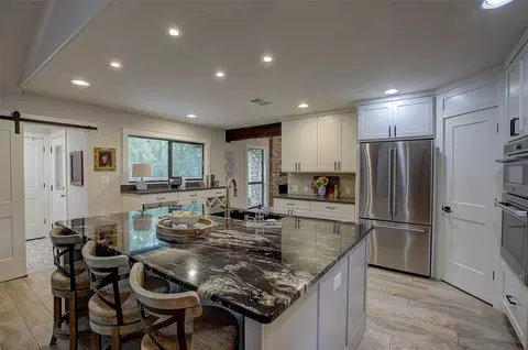 Kitchen - 205 Esparada Dr, Georgetown, TX 78628 photo 1 of 8