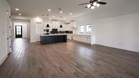 393 Coyote Creek Way, Kyle, TX 78640