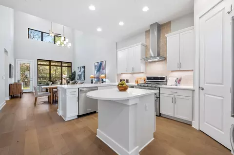 4323 Spicewood Springs Rd #9, Austin, TX 78759