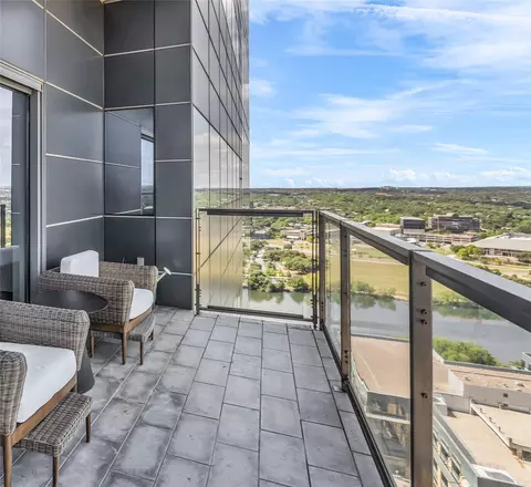 210 Lavaca St #2308, Austin, TX 78701