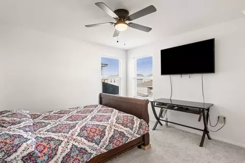 Bedroom - 218 Summit Dr, Lockhart, TX 78644 photo 7 of 7