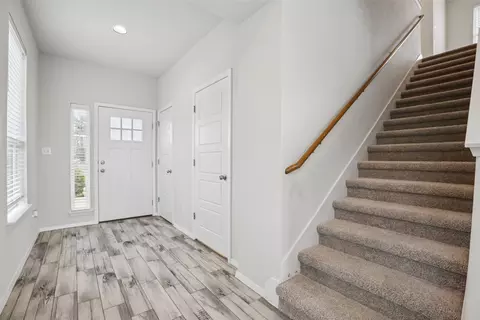 293 Gaida Loop, Georgetown, TX 78628 photo 10