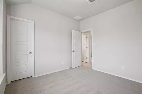 293 Gaida Loop, Georgetown, TX 78628 photo 32