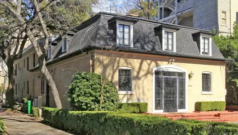 504 W 7th St, Austin, TX 78701