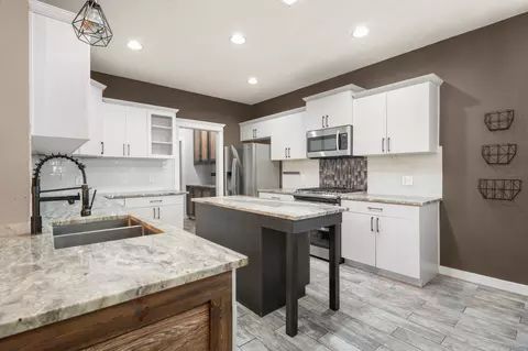 Kitchen - 411 Olmos Dr, Leander, TX 78641 photo 3 of 3