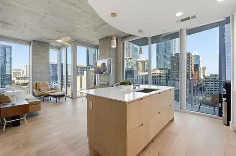 360 Nueces St #1217, Austin, TX 78701