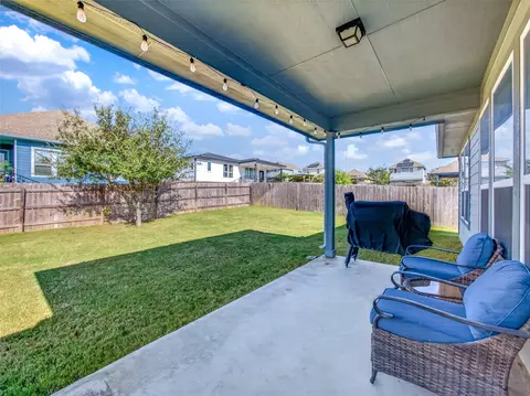 Exterior - 16609 Sumptuous Dr, Manor, TX 78653 photo 4 of 6