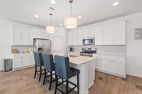 9107 Moonstone Dr, Austin, TX 78729