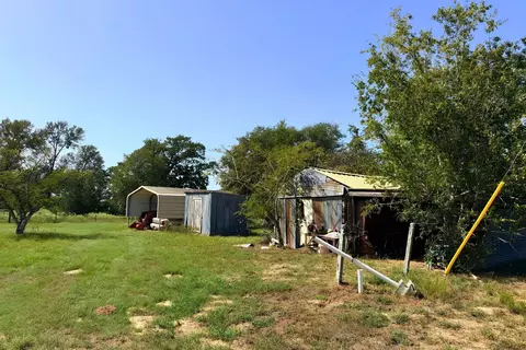 143 Krchnak Rd, La Grange, TX 78945 photo 5
