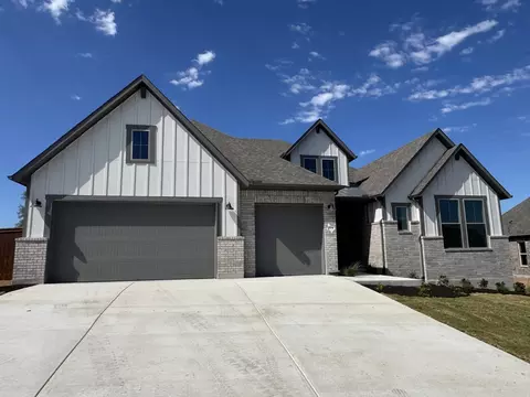 204 Midnight Valley Dr, Cedar Creek, TX 78612