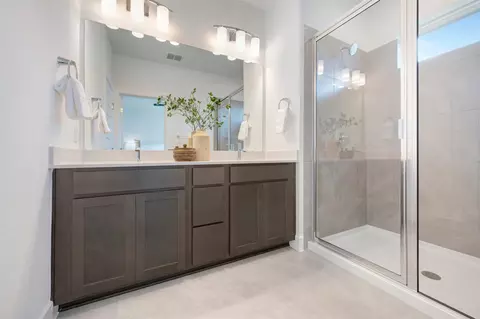 Bath - 1010 Brickell Loop # B, Austin, TX 78744 photo 1 of 2