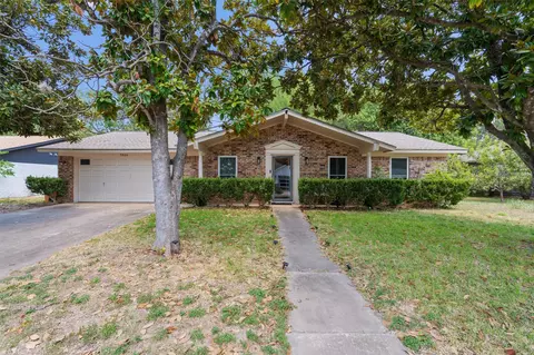 5806 Whitebrook Dr, Austin, TX 78724