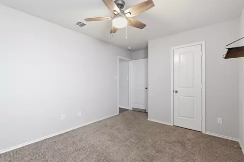 Bedroom - 18420 Cloudmore Ln, Elgin, TX 78621 photo 3 of 5