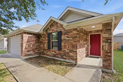 Exterior - 18420 Cloudmore Ln, Elgin, TX 78621 photo 3 of 6