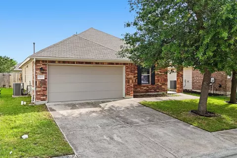 Exterior - 18420 Cloudmore Ln, Elgin, TX 78621 photo 4 of 6