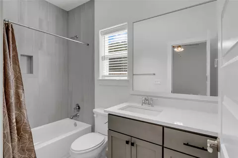 Bath - 449 Dove Trl, Bertram, TX 78605 photo 5 of 6