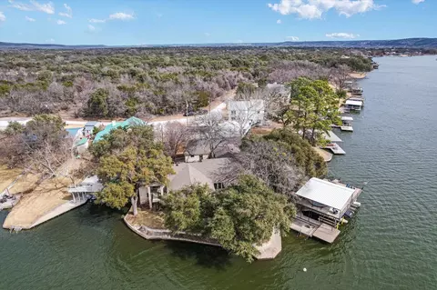 1880 Purple Sage Ln, Kingsland, TX 78639