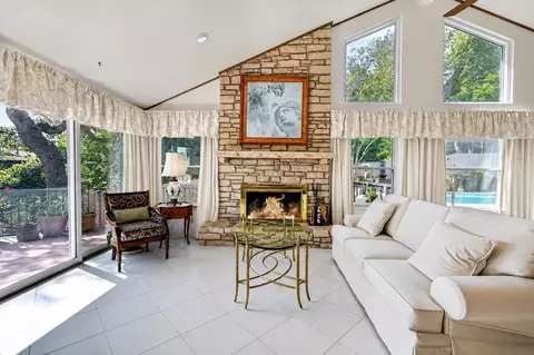 Living - 5001 Sevan Cv, Austin, TX 78731 photo 1 of 2