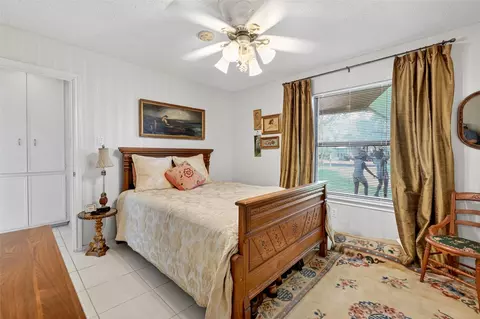 Bedroom - 5001 Sevan Cv, Austin, TX 78731 photo 3 of 3