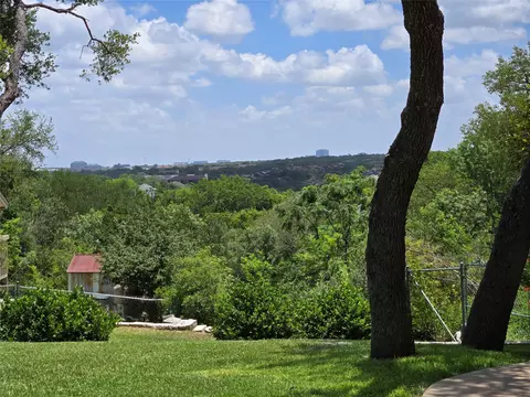 Exterior - 5001 Sevan Cv, Austin, TX 78731 photo 6 of 11