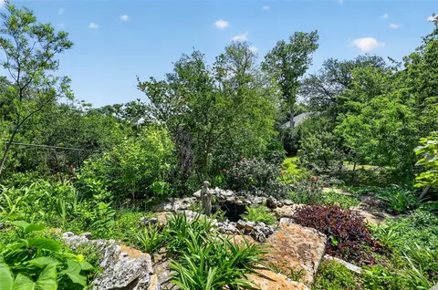 Exterior - 5001 Sevan Cv, Austin, TX 78731 photo 11 of 11
