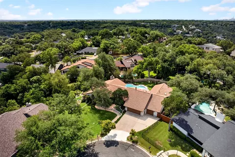 View/Area - 5001 Sevan Cv, Austin, TX 78731 photo 4 of 5