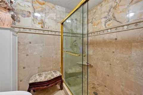 Bath - 5001 Sevan Cv, Austin, TX 78731 photo 1 of 4