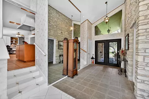 Entry Way - 5001 Sevan Cv, Austin, TX 78731 photo 1 of 1