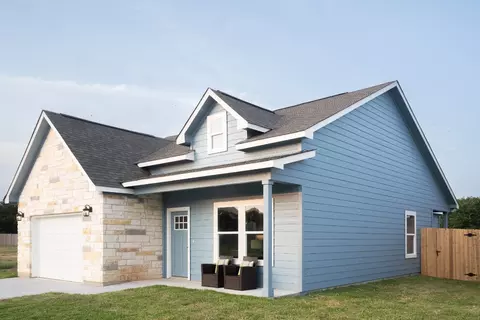 306 String Prairie Way, Smithville, TX 78957