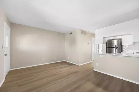 3012 Whisper Oaks Ln #J, Georgetown, TX 78628