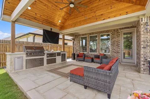 2105 Wildhorse St, Leander, TX 78641