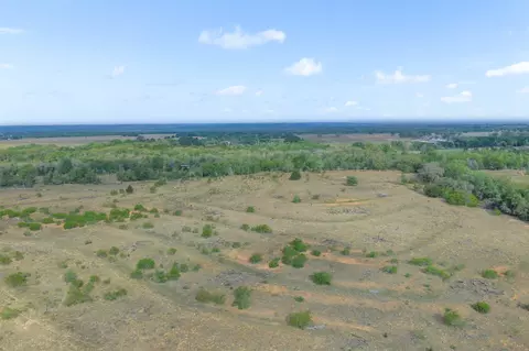 579 Lower Elgin Rd, Elgin, TX 78621 photo 28