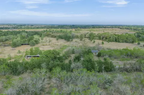 579 Lower Elgin Rd, Elgin, TX 78621 photo 37