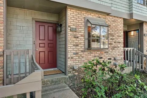 7122 Wood Hollow Dr #73, Austin, TX 78731
