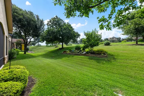 12 Borello Dr #12, Austin, TX 78738