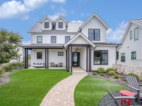 19601 Flying J Blvd #15, Spicewood, TX 78669