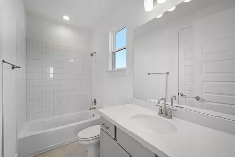 9500 Hamadryas Dr, Austin, TX 78744 photo 8