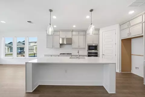 9500 Hamadryas Dr, Austin, TX 78744 photo 5