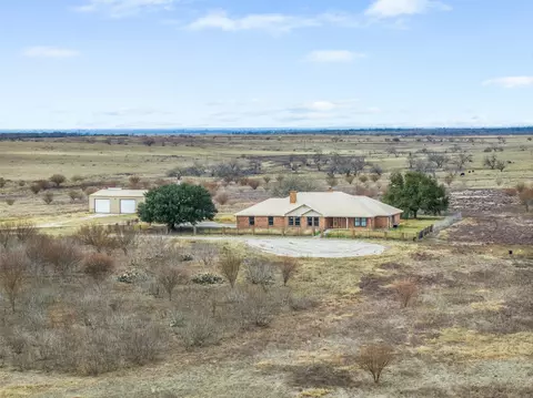 000 Political Rd, Lockhart, TX 78644