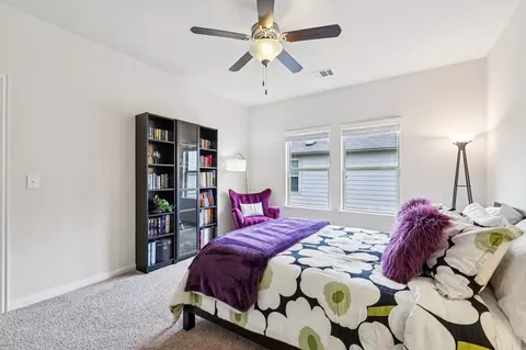 Bedroom - 10033 Gertrudis Loop, Austin, TX 78747 photo 4 of 6