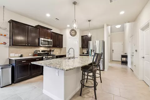 Kitchen - 10033 Gertrudis Loop, Austin, TX 78747 photo 4 of 4