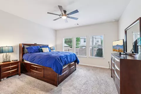 Bedroom - 10033 Gertrudis Loop, Austin, TX 78747 photo 2 of 6