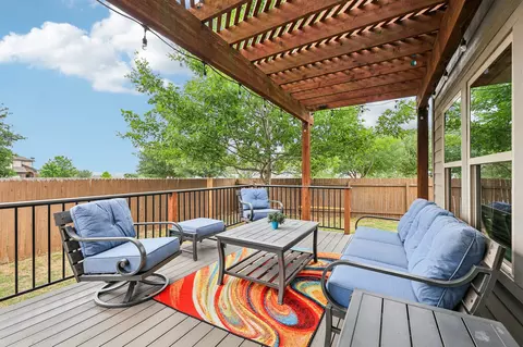 Exterior - 10033 Gertrudis Loop, Austin, TX 78747 photo 3 of 9