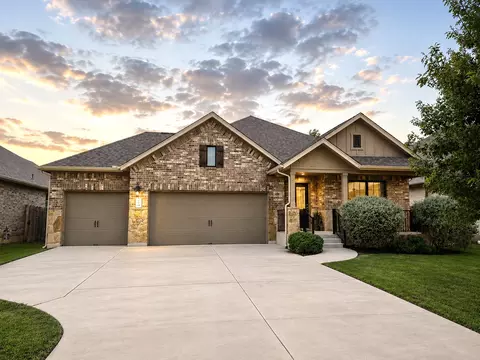 146 Red Granite Dr, Dripping Springs, TX 78620