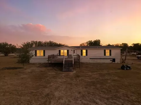 Exterior - 1307 Graef Rd #B, Kyle, TX 78640 photo 2 of 4