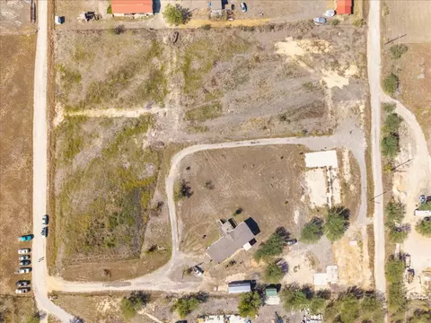 View/Area - 1307 Graef Rd #B, Kyle, TX 78640 photo 2 of 9