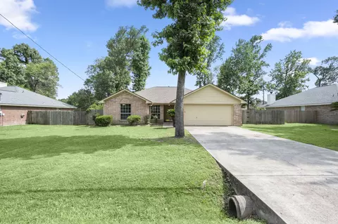 6707 Woodland Oaks, Magnolia, TX 77354